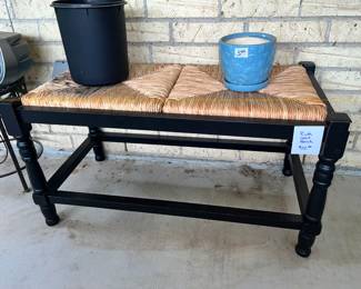 RUSH SEAT BENCH