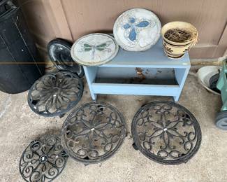 IRON FLOWERPOT ROLLING BASES