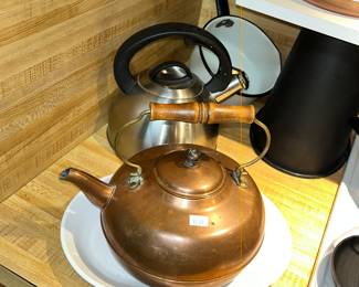 TEA KETTLES