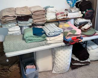 TOWELS & LINENS