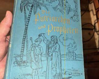 ANTIQUE GERMAN BIBLE BOOK