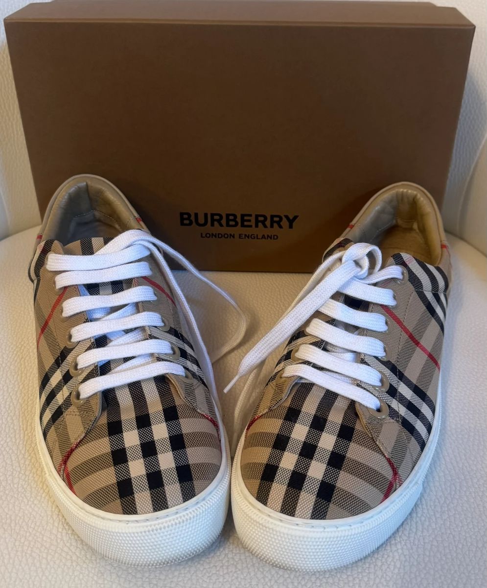 Burberry shoes