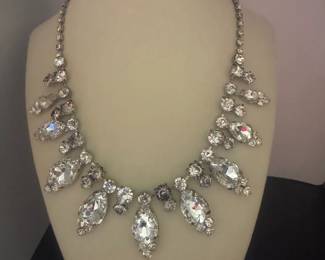 Stunning Rhinestone Necklace