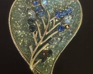 Vintage Heart brooch