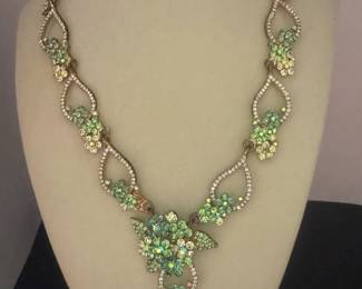 Gorgeous necklace