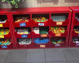 CCS158 - 3 Small Storage Shelves