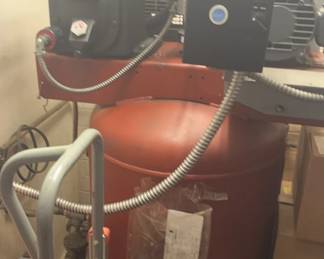CCS058 - Large Industrial Air Compressor