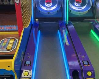 CCS110 - Ice Ball Bowling Game