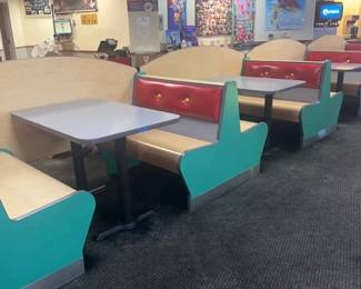 CCS133 - 5 Booth Chairs + 4 Tables (Set Makes 4 Complete Booths)