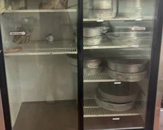 CCS040 TRUE Sliding Door Refrigerator