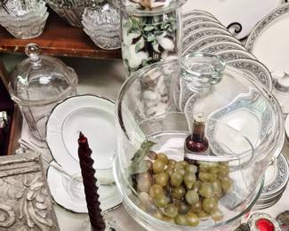 2 pcs. glass domed cake stand