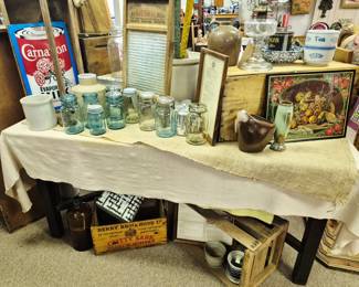 Primitives and rustic items 