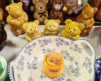 Large selection of honeypots!!