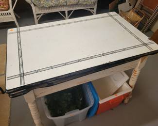 Porcelain table