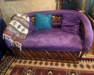 EQUIPAL LOVE SEAT