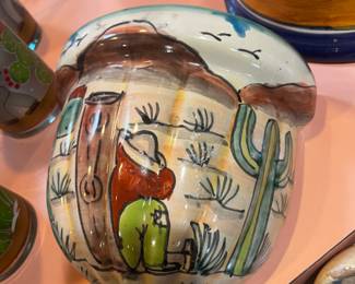 TALAVERA HAND PAINTED WALL POT