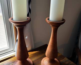 Pair of Candle Holders w Flameless Candles