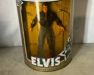 Another collectible Elvis figurine