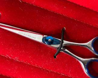 Futura barber shears