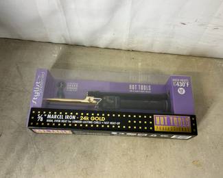 NIP Hot Tools curling iron
