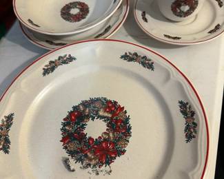 Vintage Christmas Dishes