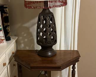 vintage lamp & table