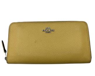 COACH Yellow Leather Accordion Zip Wallet AUTHENTIC