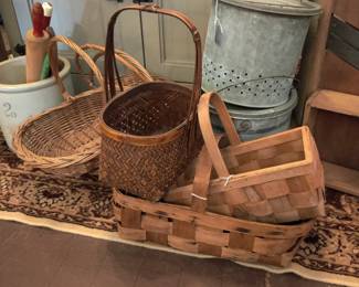 Primitive baskets