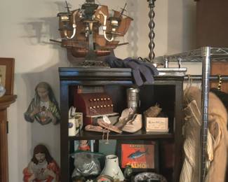 Assorted bric-a-brac