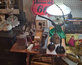 Assorted bric-a-brac