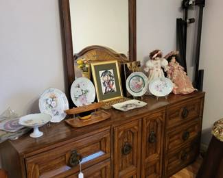 Armstrong Dresser