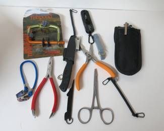 Fishing Tool Lot of 8+