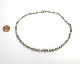 Navajo Pearl Graduated Bead Choker