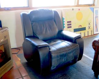 Brown Manual Leather Recliner