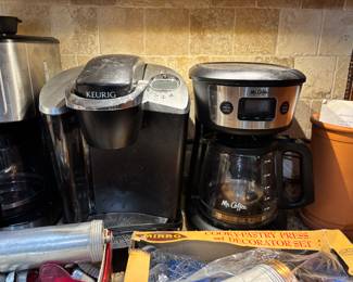 Keurig and 2 other coffee pots in great condition