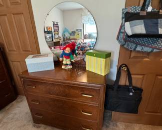 Matching dresser & chest with round mirror