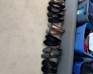 Women's shoes