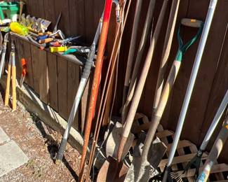 garden tools