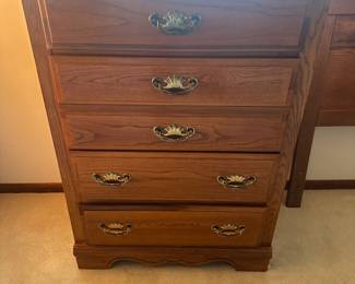 Bassett Furniture Five Drawer Dresser