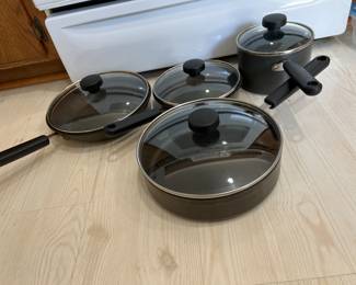 Pampered Chef Non-Stick Cookware