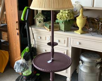 Lamp/ sidetable