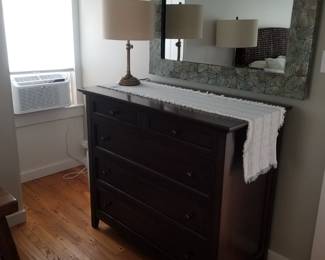 Dresser; table lamp; mirror