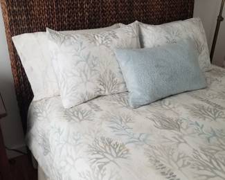 Queen bed