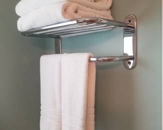 Hotel towel rack