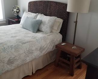Queen bed