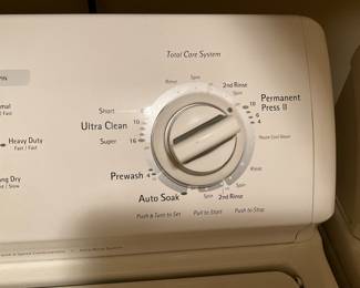 Utility room - great washer