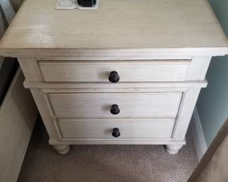 King bedroom suite: 3-drawer nightstand - two available