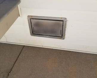 Flood vents
