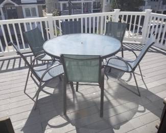 Dining set seats 6