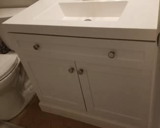 Bath vanity; vanity mirror; vanity lights